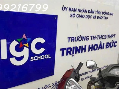 Cần tuyển nhân viên phụ gội đầu chưa biết được hướng dẫn có chỗ ăn ở 5758