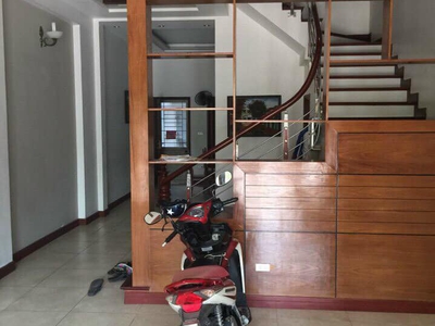 Bán nhà 4 tầng KĐT Đông Nam Cường, TP HD, 65m2, mt 5m, nhà đẹp, khu vực trung tâm 2