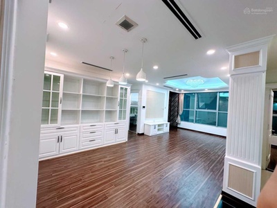 Hiếm thăng long number one căn 109m2 căn 3pn 2wc tầng trung giá 5.6 tỷ 0