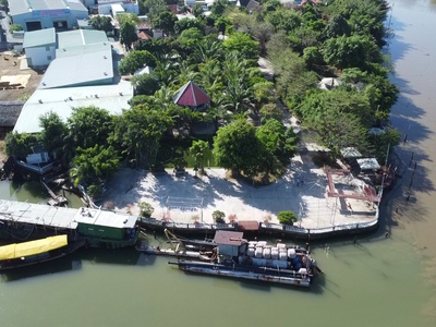 98 gò cát, phú hữu 105x145 cn: 5836m2 2 mặt tiền sông 1