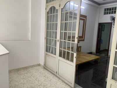 Chính chủ cho thuê phòng lớn  gần như nguyên 1 tầng 4