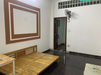 Chính chủ cho thuê phòng lớn  gần như nguyên 1 tầng 5