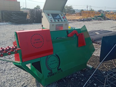 Máy bẻ đai sắt công trình tại Tây Ninh 0