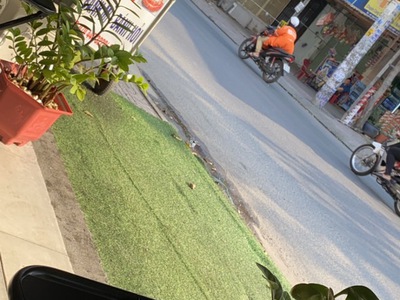 Cần tuyển nhân viên phụ gội đầu chưa biết được hướng dẫn có chỗ ăn ở 8782