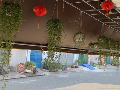 Cần tuyển nhân viên phụ gội đầu chưa biết được hướng dẫn có chỗ ăn ở 8778