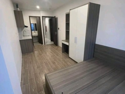 Cần tuyển nhân viên phụ gội đầu chưa biết được hướng dẫn có chỗ ăn ở 8630