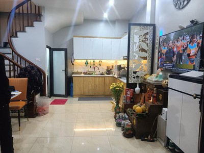 Chính chủ bán nhà riêng gần bạch mai, 40m 5tầng, 2 ngủ, mt 3.9m giá 3.9 tỷ 0