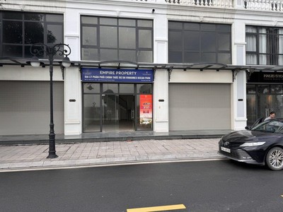 Cần tuyển nhân viên phụ gội đầu chưa biết được hướng dẫn có chỗ ăn ở 8428