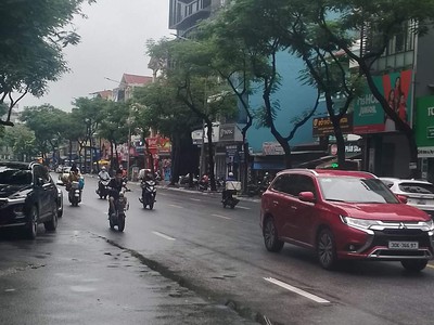 Cần tuyển nhân viên phụ gội đầu chưa biết được hướng dẫn có chỗ ăn ở 8555