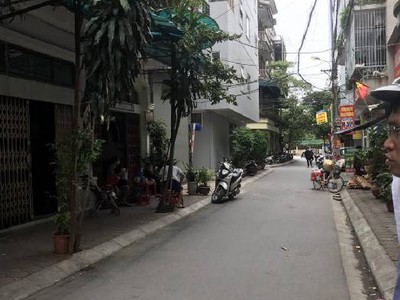 Bán Nhà Kim Đồng Hoàng Mai 90m2 Ô Tô vào nhà DT 85tr/1thang 0