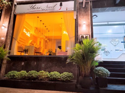 Do việc học của con phải về hàn định cư cần sang nhượng tiệm nails , mi ,gội đầu 0