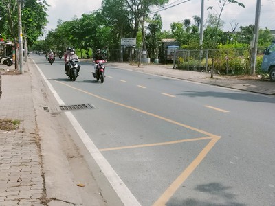 Cần tuyển nhân viên phụ gội đầu chưa biết được hướng dẫn có chỗ ăn ở 9087