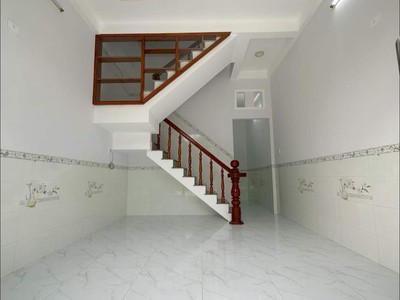 Căn nhà 3 tầng khu vực hà thanh. thành phố quy nhơn 343 0