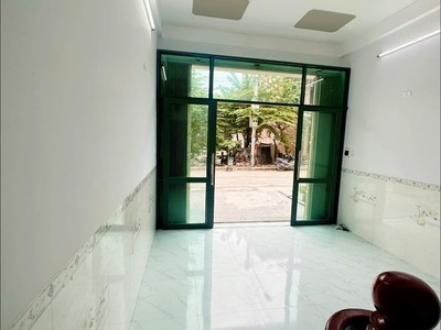 Căn nhà 3 tầng khu vực hà thanh. thành phố quy nhơn 343 1