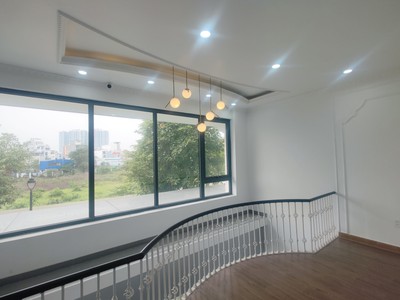 Cho thuê văn phòng giá rẻ Vinhomes Marina 3