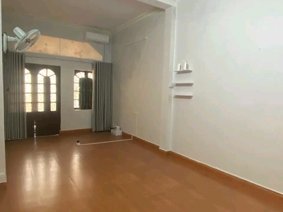 Chính Chủ Cho Thuê Nhà Mặt Đường Thiên Lôi Đẹp 2