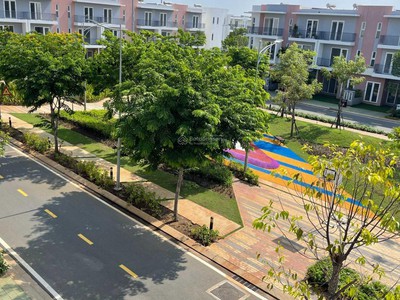 Rỗ Hàng Nhà Phố , biệt thự , shophouse Dragon Village liền kề khu VIP Quận 9 5