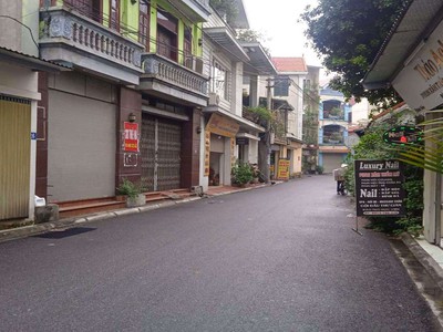 Bán nhà làng cống thôn, yên viên, kinh doanh, oto tránh, gần trường chợ, 86m, 5 tỷ 9 2