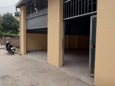 Chính chủ có nhà mới xây cho thuê làm kho xưởng ở đội 10 thôn vĩnh ninh, gần chùa hưng long. 1