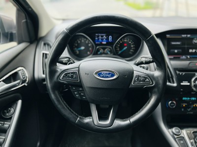 Focus1.5 Ecoboost 2016 Xe gia đình giá tốt 9