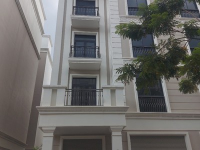 Chính chủ cần bán gấp biệt thự vinhomes grand park - tp thủ đức - tp hồ chí minh 0