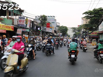 Cần tuyển nhân viên phụ gội đầu chưa biết được hướng dẫn có chỗ ăn ở 14207