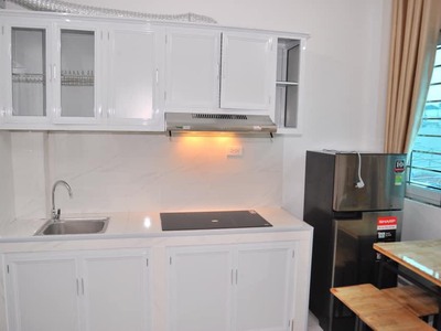 Toà nhà xây mới 1p ngủ 28m  30m 35m full nội thất mới cho thuê tại số 7b ngõ 140 trần duy hưng 3