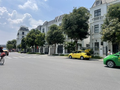 Chính chủ gửi em bán căn song lập dãy siêu đẹp vinhomes imperia hải phòng 1
