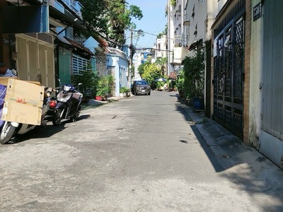 Nhà ngon - xe hơi vô tận nhà - 4 tầng btct - mới đẹp ở ngay tại phú nhuận - chỉ 7.99 tỷ  tl 4