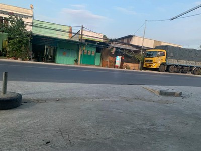 Cho thuê mặt bằng tại xã phú nhuận, tp bến tre 2