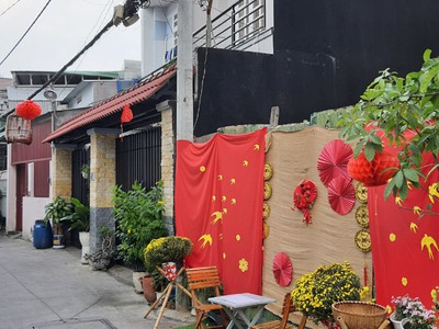 Lô đất đường 8 tăng nhơn phú B, DT 61m, ngay cây xăng lã xuân oai 1