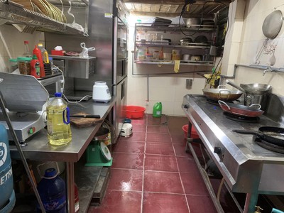 Cần sang nhượng nhà hàng 4