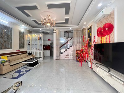 Bán nhà quang trung gò vấp, hxh, 5m5x12m5, 4 tầng lầu. 3