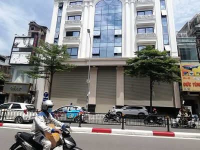 Bán tòa nhà Văn Phòng VIP mặt phố Tôn Đức Thắng Dt 540m2 Mt 22m. Giá 450 tỷ 0