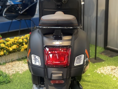 Vespa GTS 150cc đẳng cấp và phong độ 1