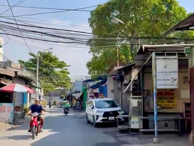 Bán nhà giá đất 5 x 20 , hai mặt tiền , 5 phòng trọ đang cho thuê full, đường 5m, ngay ngã năm 0