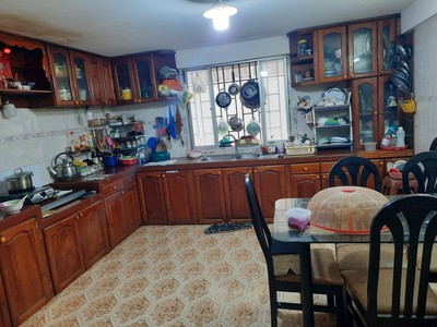 Bán nhà riêng mặt tiền 65 m2 sát bên quốc lộ 50 phường 6 quận 8 giá chỉ 11 tỷ 1