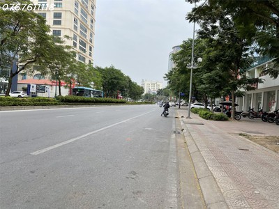 Bán nhà mặt phố nguyễn văn cừ hồng tiến, vị trí vip, cho thuê 40tr, 90m 4 tầng,23 tỷ 2
