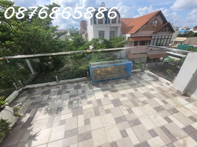 Siêu phẩm 5 tâng căn góc mt hiệp phú dt sd 226m2 9.2 tỷ shr hoàn công đủ 3