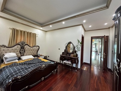 Bán nhà riêng nguyên căn phố Chùa Láng, Nguyễn Chí Thanh dt 50mx4t, mt 4.5 m giá 12.8 tỷ 4