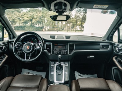 Porsche Macan 2015  Odo: 80,000km. 6