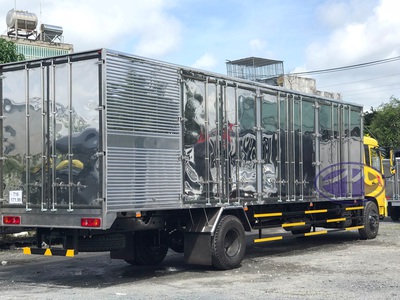 Xe tải DONGFENG B180 thùng dài 9M7-thùng Container 9
