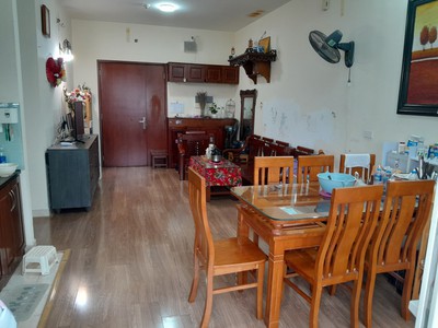 Chính chủ bán căn hộ chung cư 2 PN, 2 vs, 76m2 Nam Đô, 609 đường Trương Định. Hoàng Mai 1