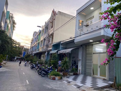 Nhà ngang 5x15 hxh 75m2, 2 tầng,3pn, tân chánh hiệp, quận 12, chỉ 3,1ty 0