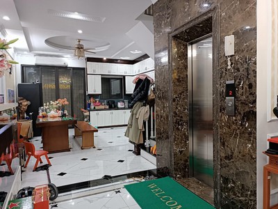 Siêu phẩm 5 tầng vũ xuân thiều, 2 thoáng, thang máy, ô tô tránh, 115m, mt 5m, nhỉnh 15 tỷ 4