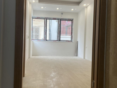 Cho thuê nhà ngõ thịnh hào 1, 6 tầng, dt sàn 25m2 - có thang máy - ở, vp, kd các mô hình đều đỉnh, 1