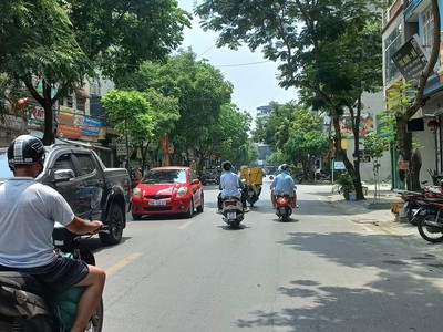 Bán nhà 65m2x5t, phố nguyễn khánh toàn, cầu giấy, phân lô vip, gara 2 ôtô, kd, giá 10tỷ hơn 1