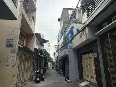 Cần cho nữ thuê phòng trọ full máy lạnh 3