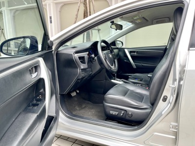Bán xe Toyota Altis 1.8 G sản xuất 2015 màu bạc, biển Hà Nội, một chủ từ mới 8