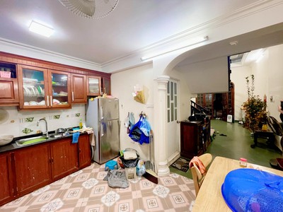 Bán nhà mặt phố yên lạc, 62 m2, 5 tầng, mặt tiền 4.3m, giá 13.7 tỷ, kd đỉnh 1